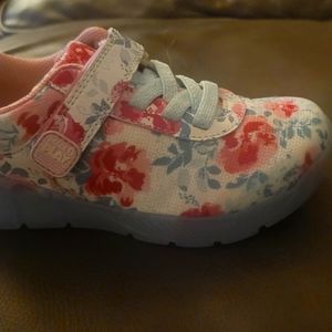 Brand new Stride Rite Girls Little Kid Made2play® Lighted Neo Sneaker